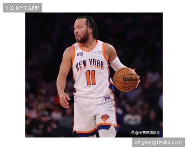 布伦森挡拆制造错位得分，效率较上季显著提升