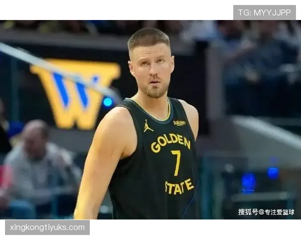 波尔津吉斯挡拆拉开空间，助力球队内线进攻效率提升